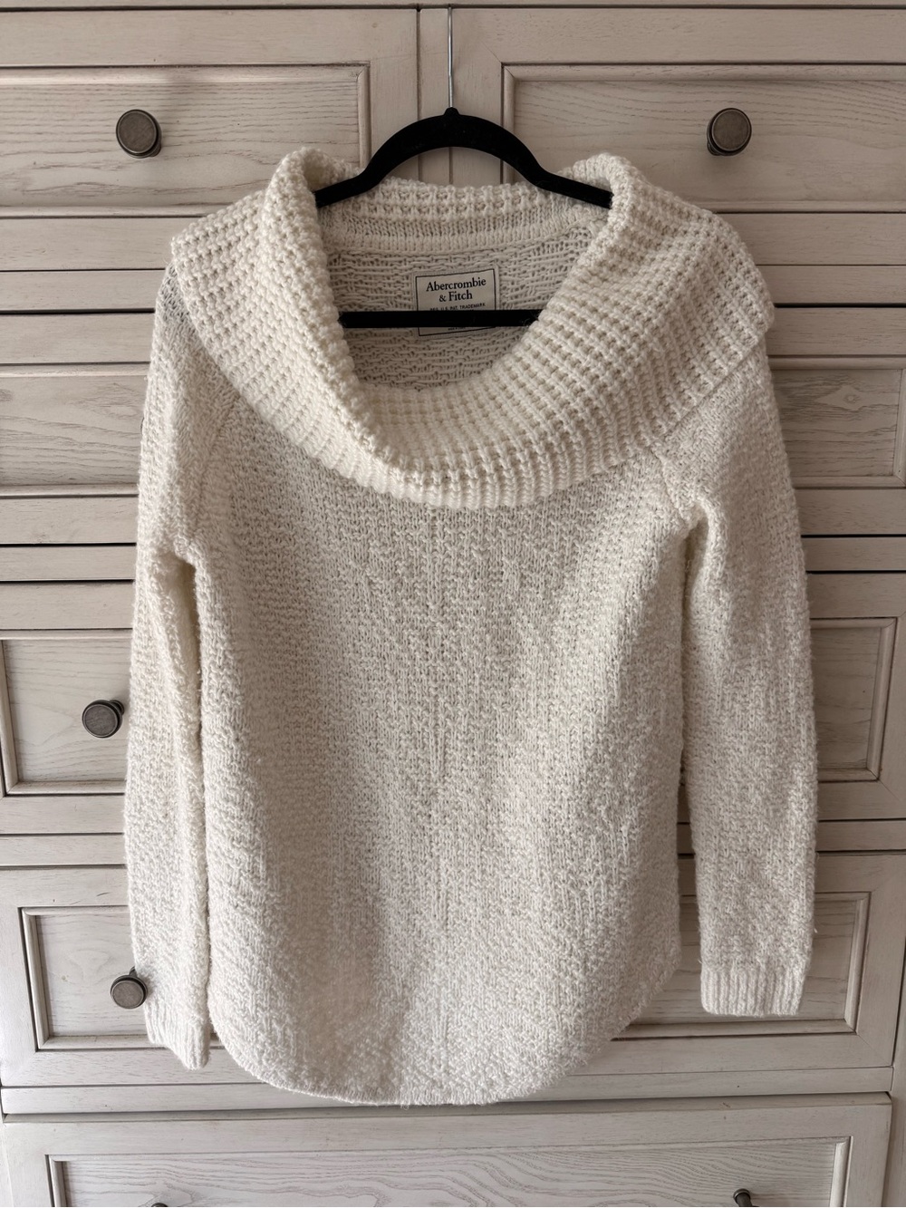 Abercrombie & Fitch Ivory Cowl Neck Pullover Sweater